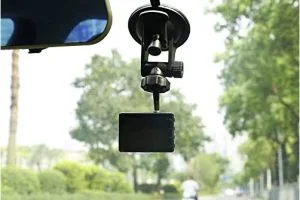 Ultimate Guide to Choosing the Right Dash Cam Mount Ultimate Guide to Choosing the Right Dash Cam Mount